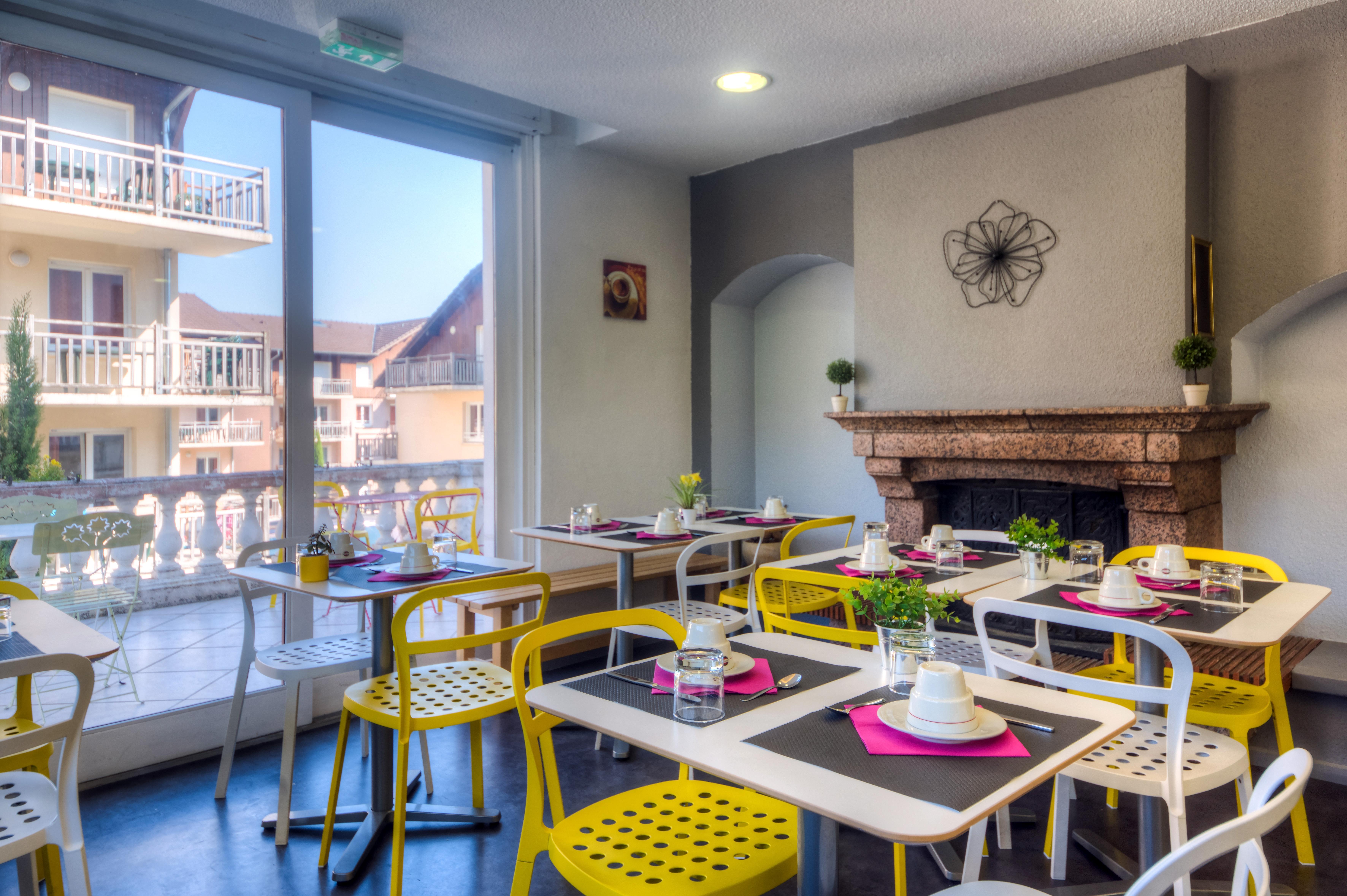 Hotel Zenitude Hôtel-résidences Les Terrasses Du Évian-les-Bains